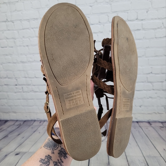 AMERICAN EAGLE | fringe braided boho gladiator sandals - Picture 9 of 10